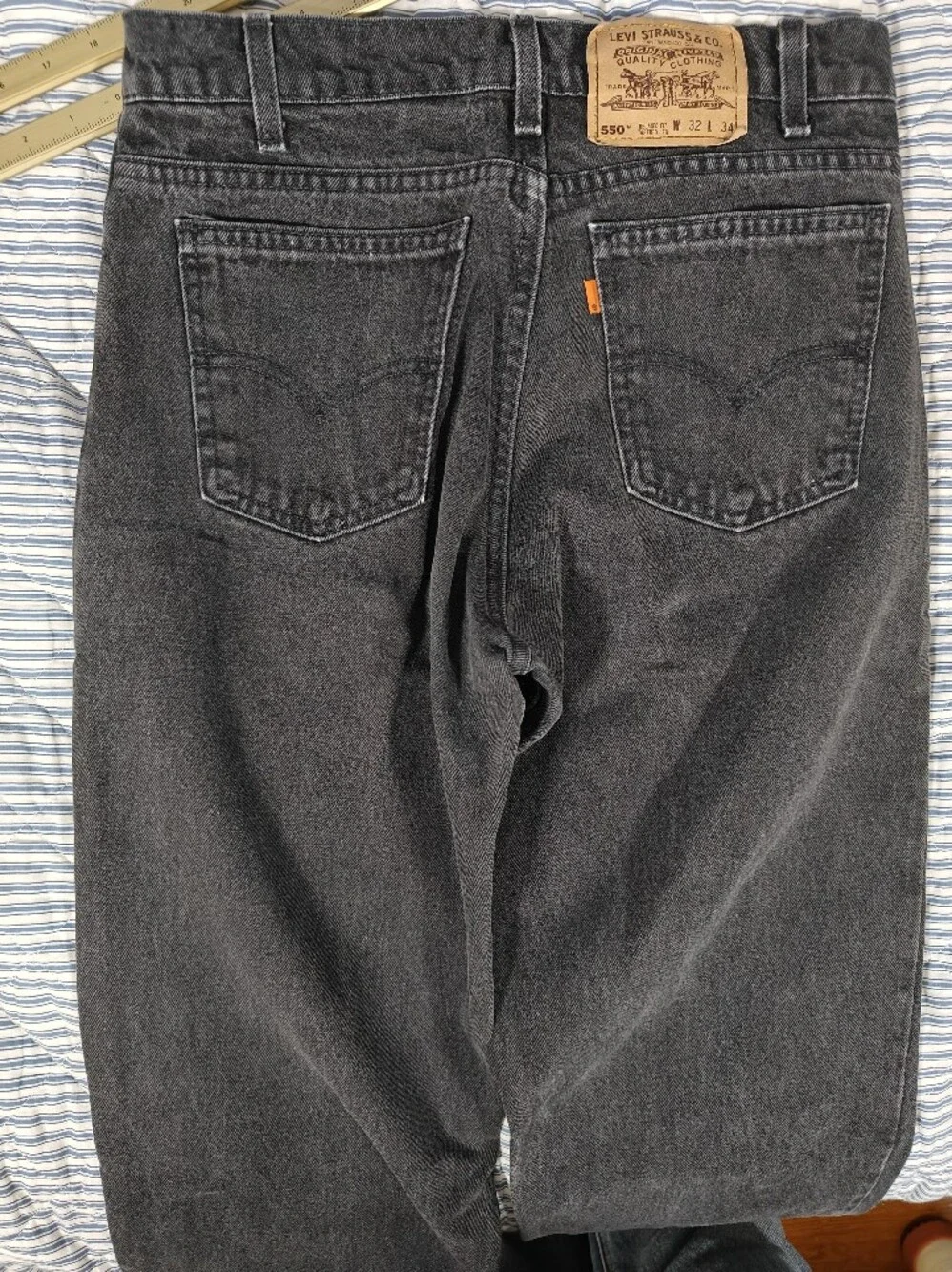 Vintage Orange Tab Levis 550 Mens 32x34 Black Relaxed Fit Jeans USA Made